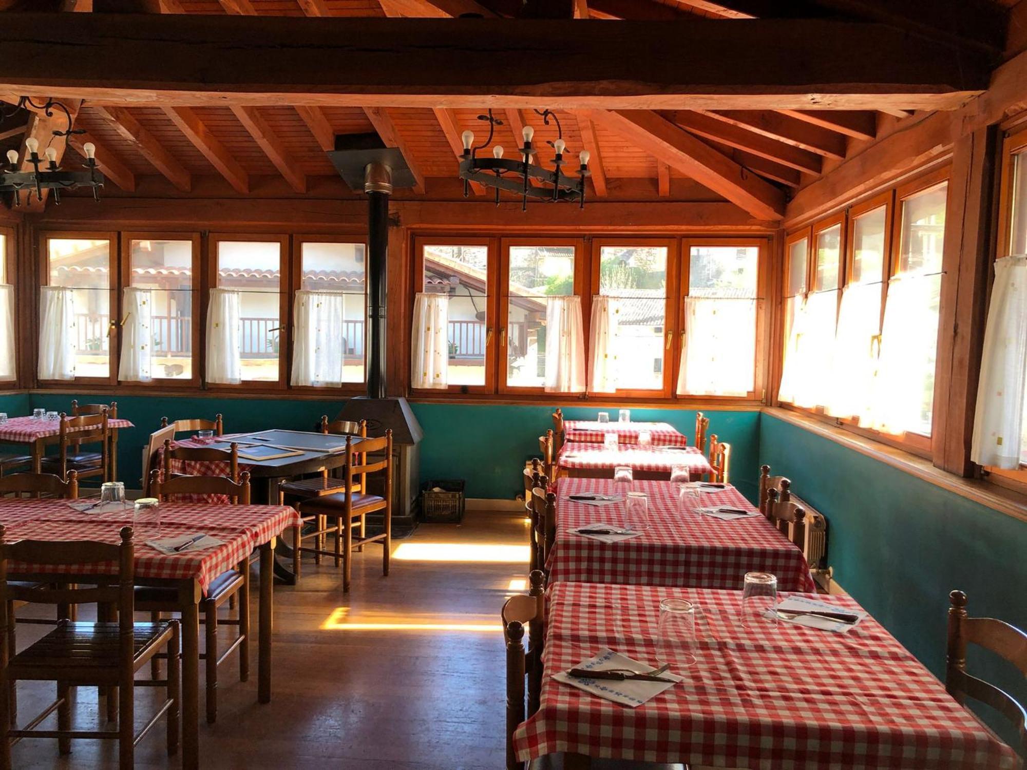 Zubietako Ostatua Hotel Екстериор снимка